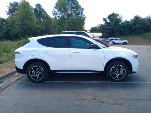 2024 Alfa Romeo Tonale Hybrid Ti