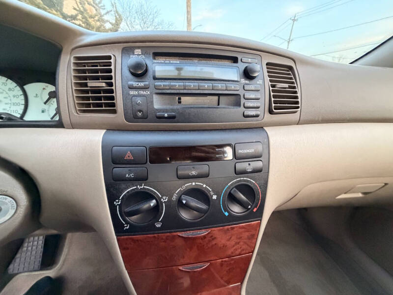 2003 Toyota Corolla LE