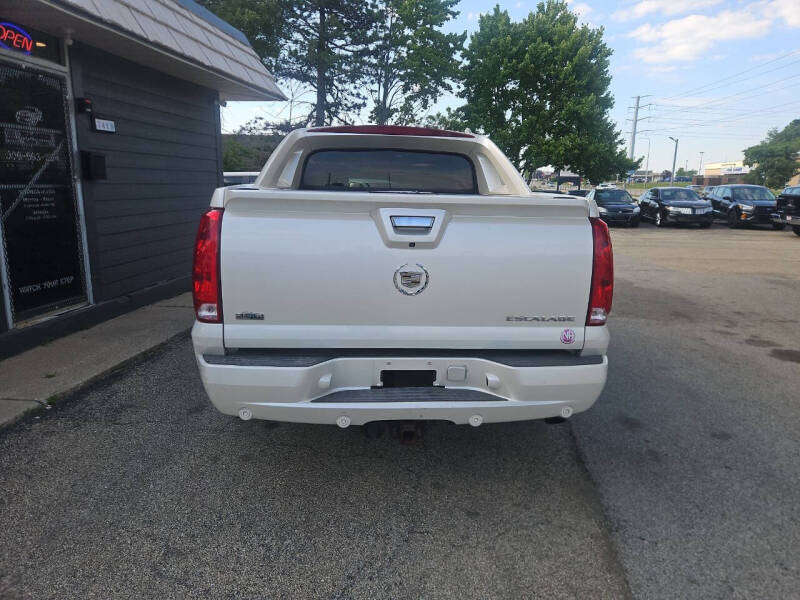 2012 Cadillac Escalade EXT Luxury