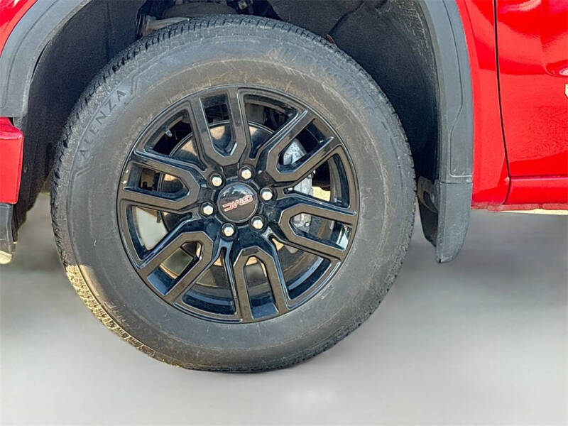 2025 GMC Sierra 1500 Elevation Standard