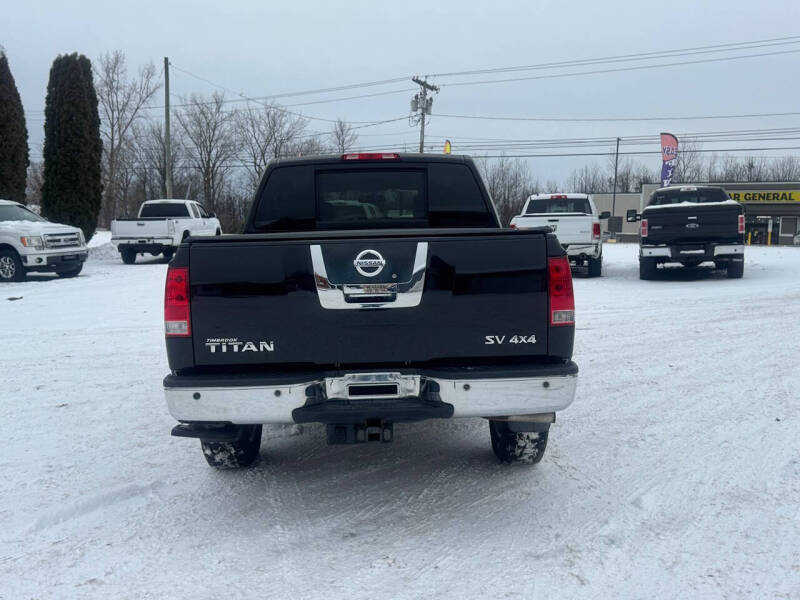 2012 Nissan Titan SV