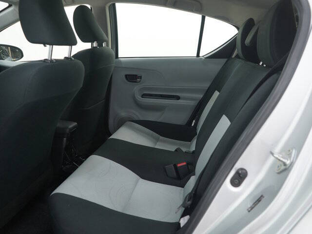 2013 Toyota Prius c Two