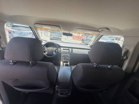 2012 Ford Flex SE