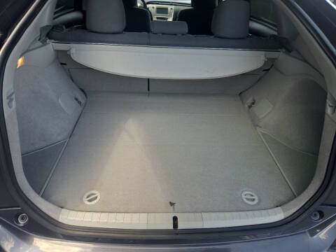 2012 Toyota Prius Two