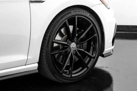 2019 Volkswagen Golf R 4Motion