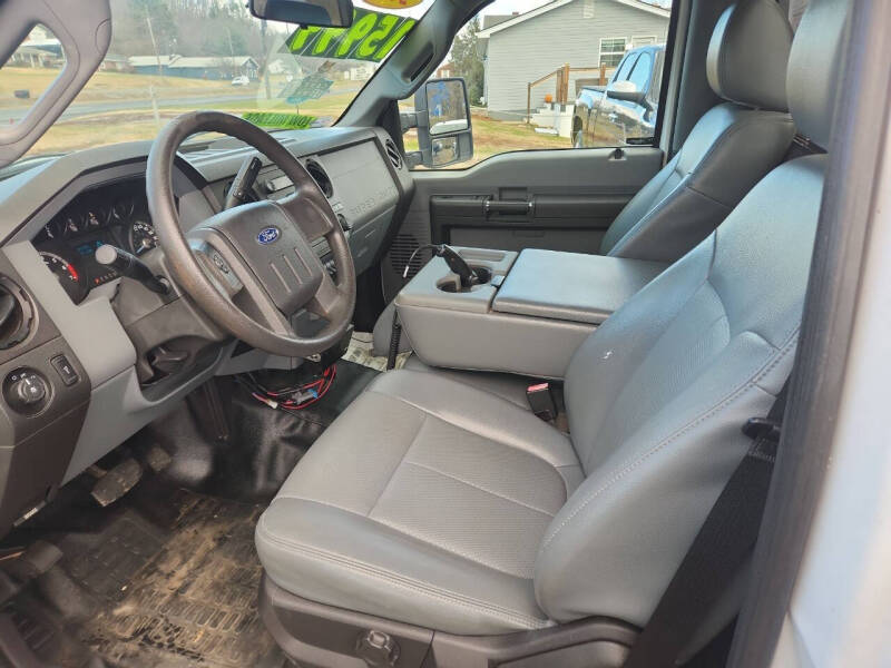 2013 Ford F-250 Super Duty XL