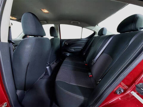 2017 Nissan Versa 1.6 SV