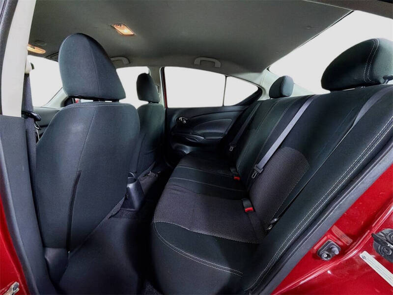 2017 Nissan Versa 1.6 SV