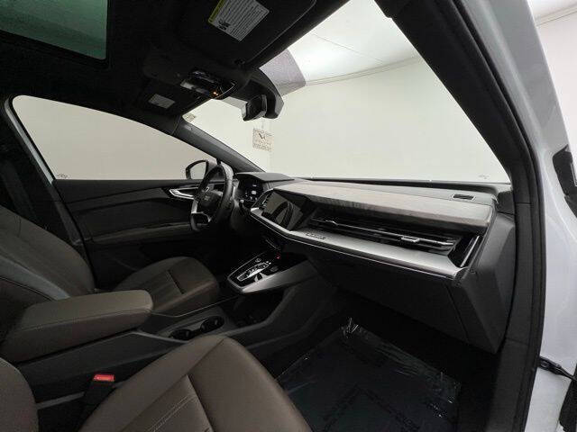 2023 Audi Q4 e-tron quattro Premium Plus 50