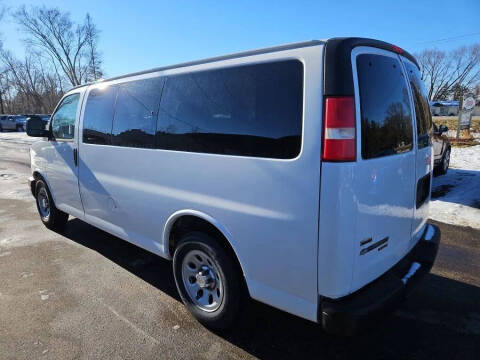 2011 Chevrolet Express LS 1500
