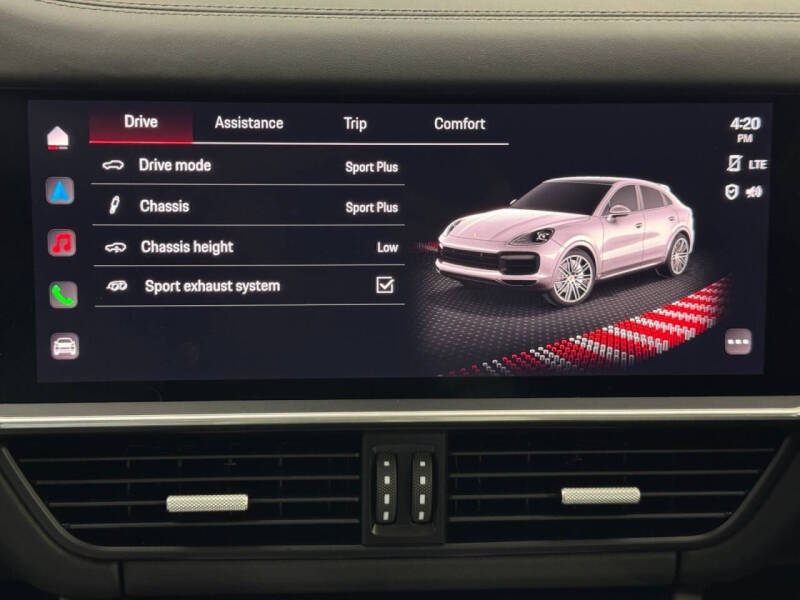 2022 Porsche Cayenne Turbo S E-Hybrid Coupe