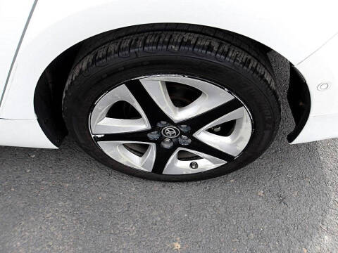 2016 Toyota Prius Four Touring