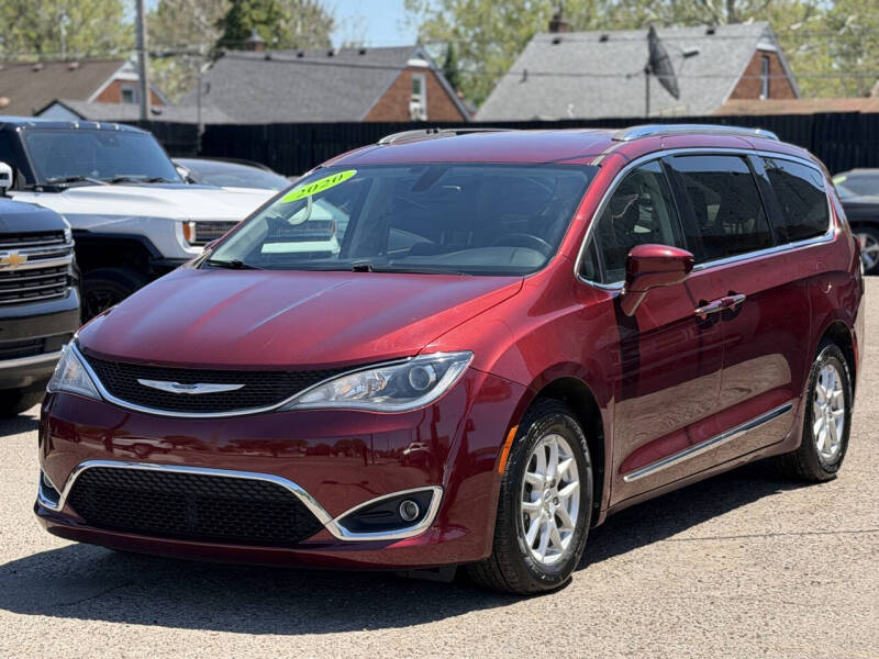 2020 Chrysler Pacifica Touring L