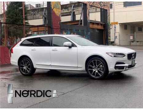 2018 Volvo V90 Cross Country
