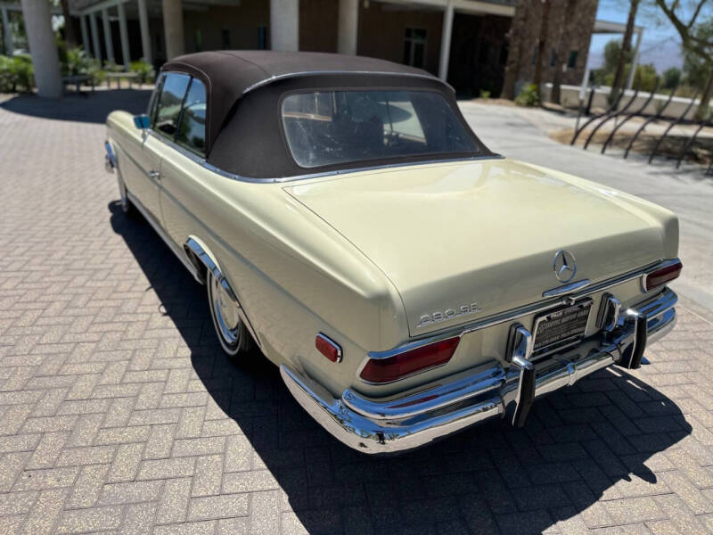 1969 Mercedes-Benz 280-Class