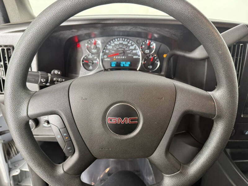 2024 GMC Savana 2500