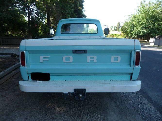 1965 Ford F-250