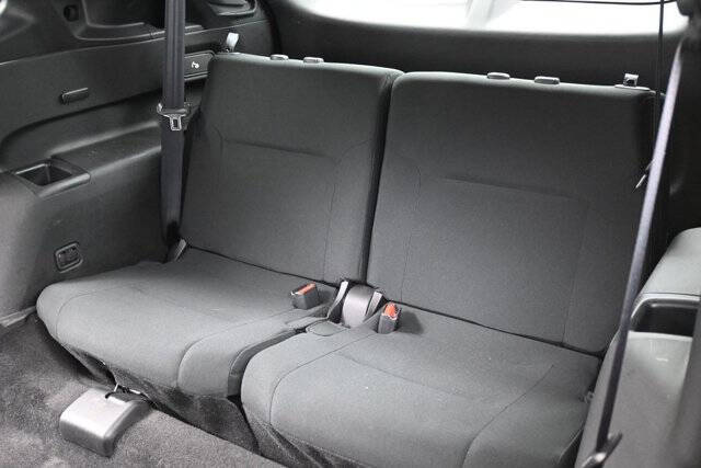 2025 Mitsubishi Outlander ES