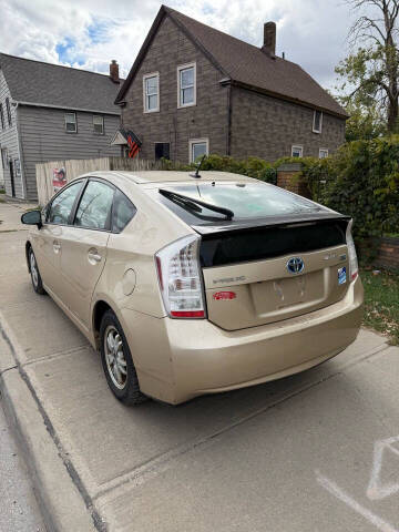 2010 Toyota Prius III