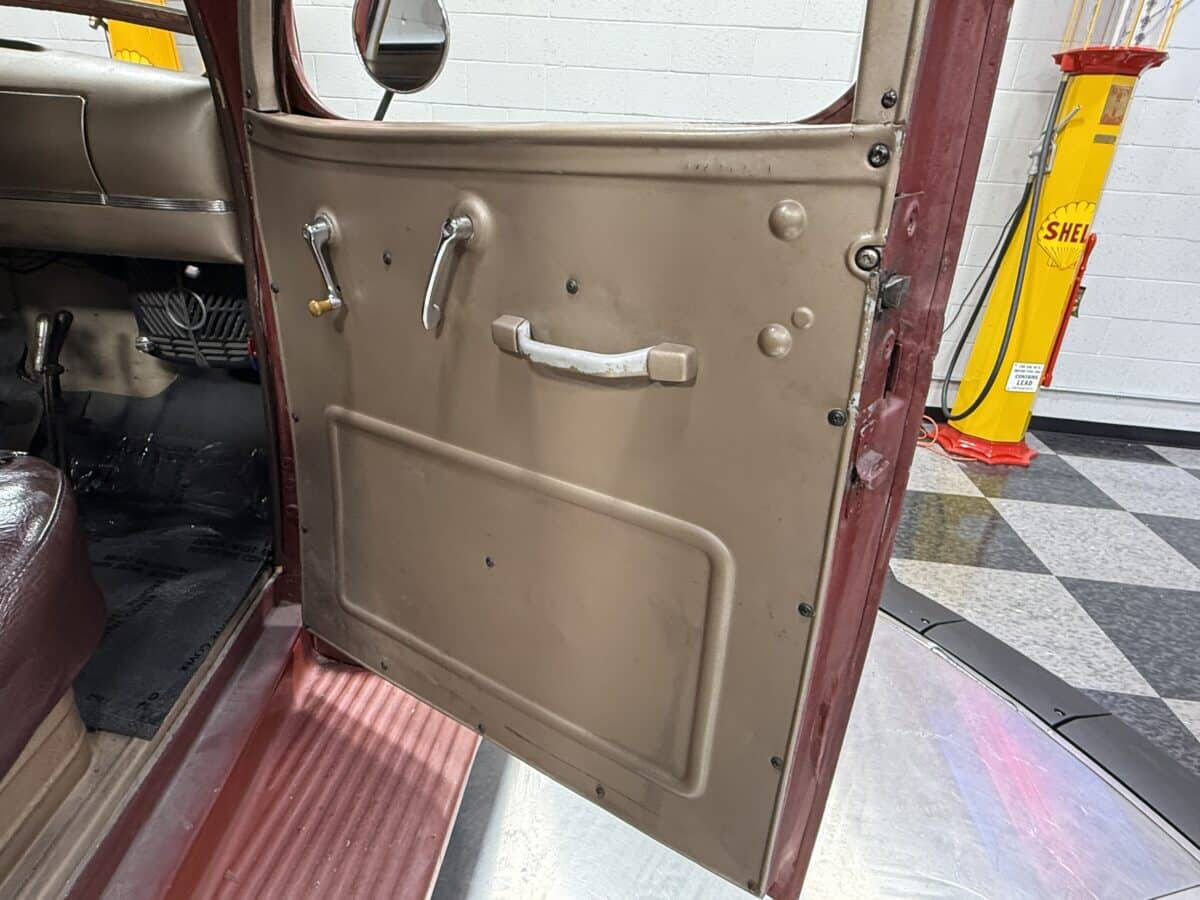 1946 Chevrolet 3100 35