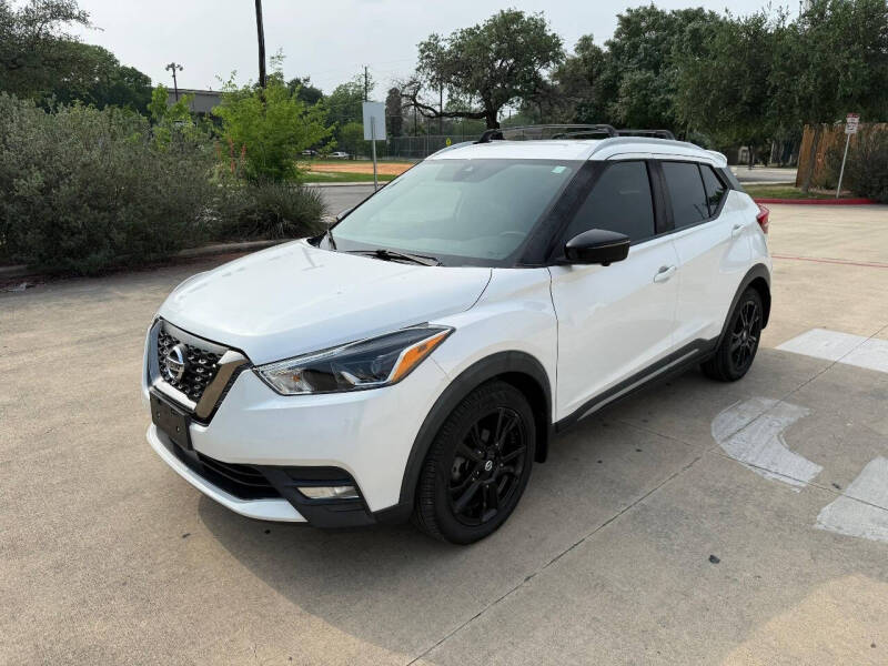 2020 Nissan Kicks SR