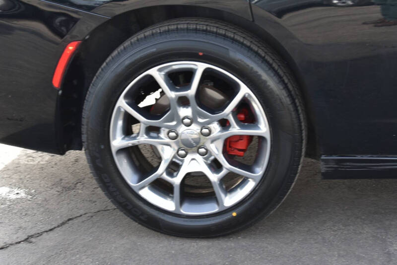 2017 Dodge Charger SE