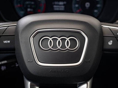 2025 Audi Q5 quattro S line Prem Plus 45 TFSI