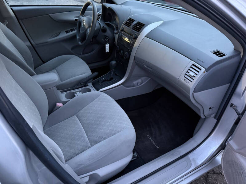 2009 Toyota Corolla LE