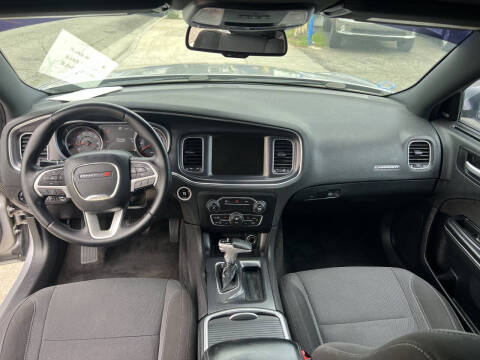 2015 Dodge Charger SXT