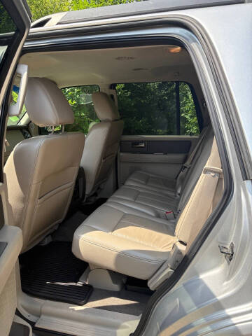 2011 Ford Expedition XLT