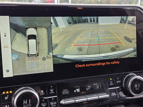 2023 Toyota Highlander Hybrid Platinum