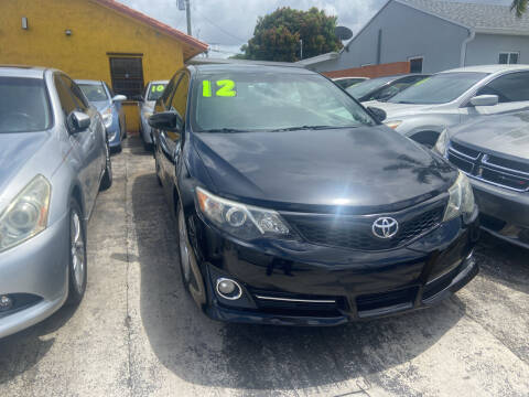 2012 Toyota Camry for sale at Versalles Auto Sales in Hialeah FL