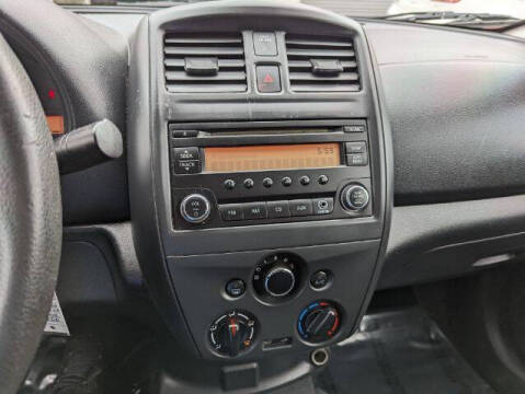 2017 Nissan Versa 1.6 S Plus