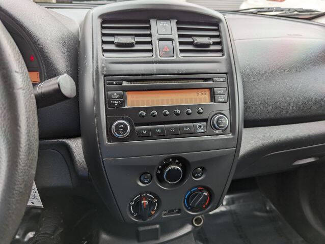 2017 Nissan Versa 1.6 S Plus