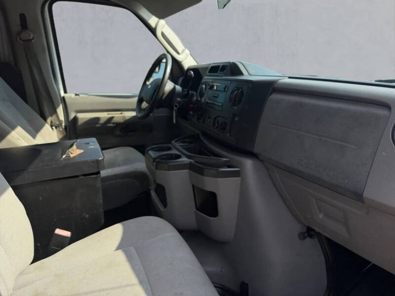 2012 Ford E-Series E-250