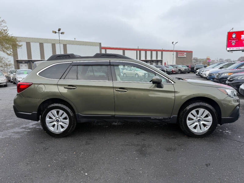 2018 Subaru Outback 2.5i Premium