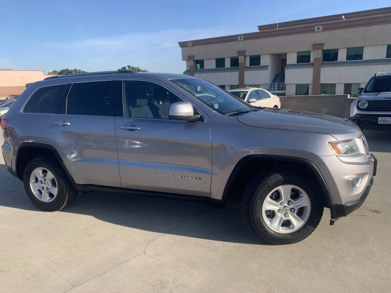 2015 Jeep Grand Cherokee Laredo