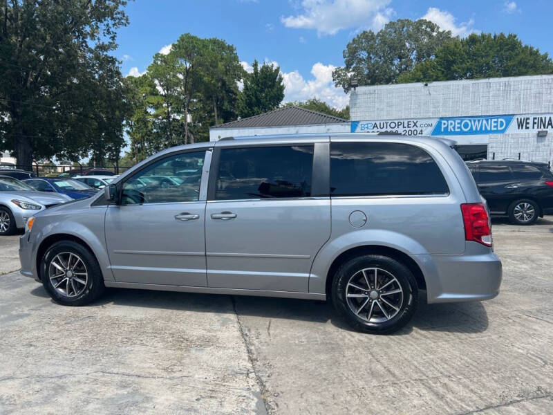 2016 Dodge Grand Caravan SXT Plus