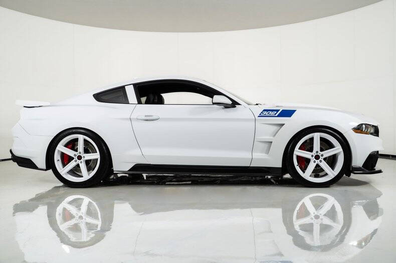 2022 Ford Mustang