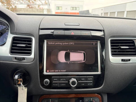 2012 Volkswagen Touareg