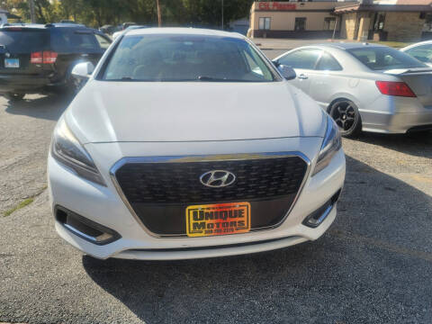 2016 Hyundai Sonata Hybrid for sale at Unique Motors in Rock Island IL