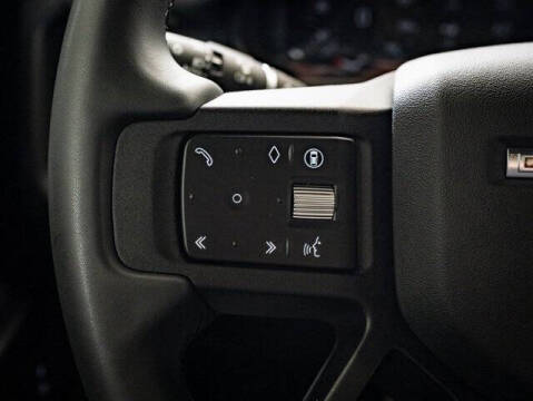 2024 Land Rover Defender 130 P400 Outbound