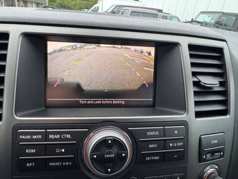 2010 Nissan Armada SE