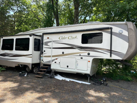 2013 Forest River Cedar Creek