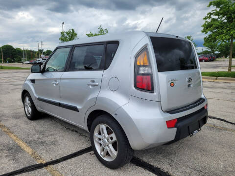 2011 Kia Soul +