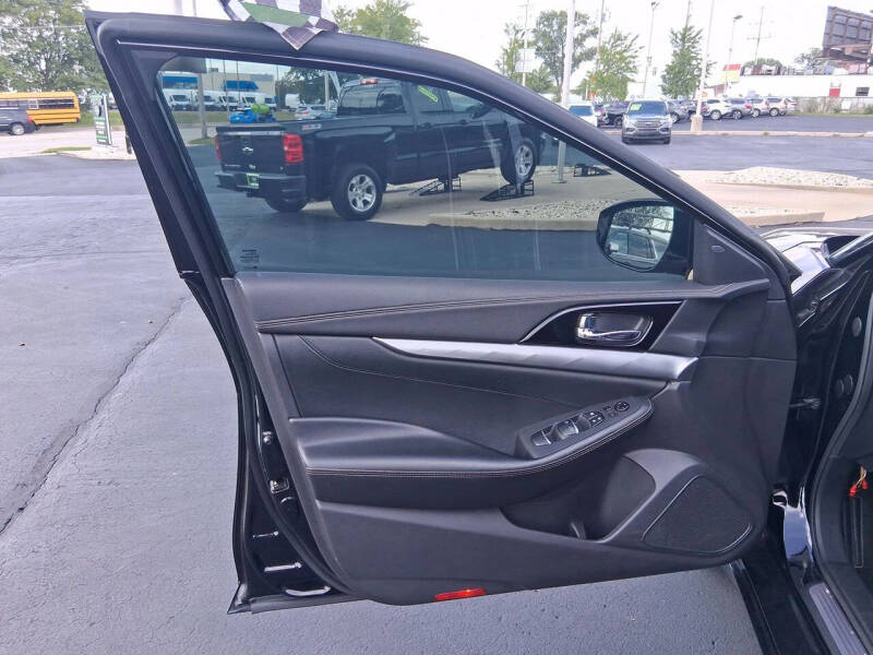 2022 Nissan Maxima 3.5 SV