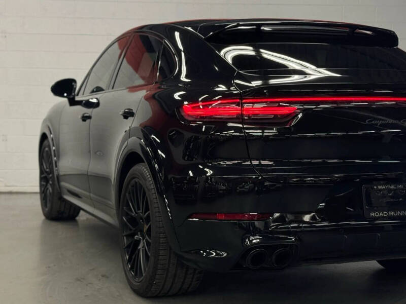 2023 Porsche Cayenne GTS Coupe