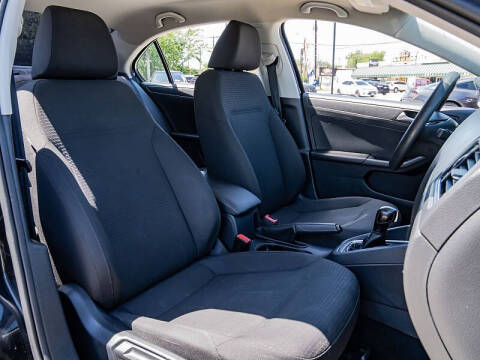 2015 Volkswagen Jetta