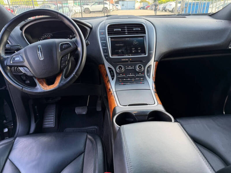 2016 Lincoln MKX Select