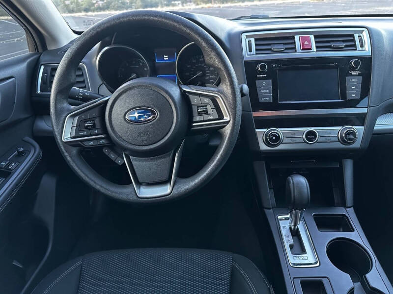 2019 Subaru Outback 2.5i